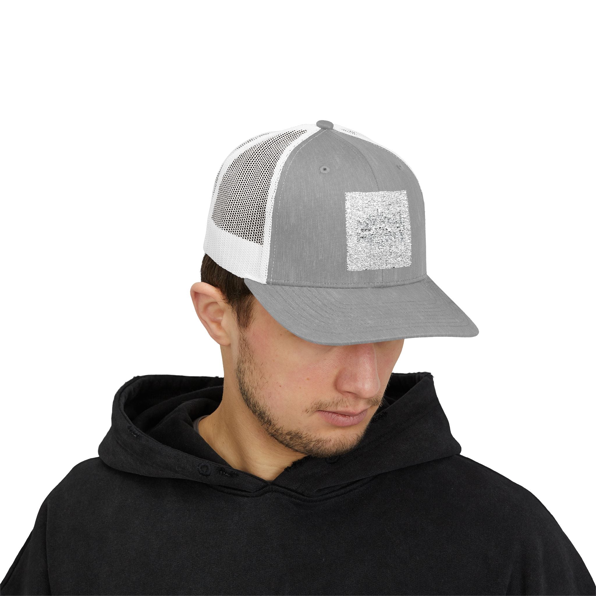 New York Skyline Snapback Trucker Cap — NYC Cityscape Graphic
