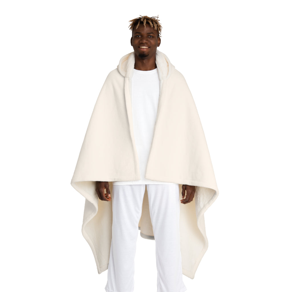 Hooded Sherpa Blanket – Cozy Fleece Cloak with Plush Hood and a Cute Giraffe Design